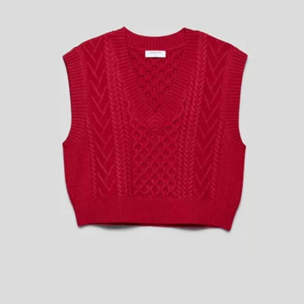 NWT Aritzia sweater